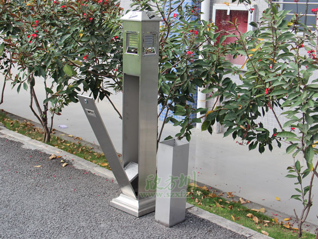 不銹鋼方形滅煙柱-戶(hù)外公共煙灰收集桶